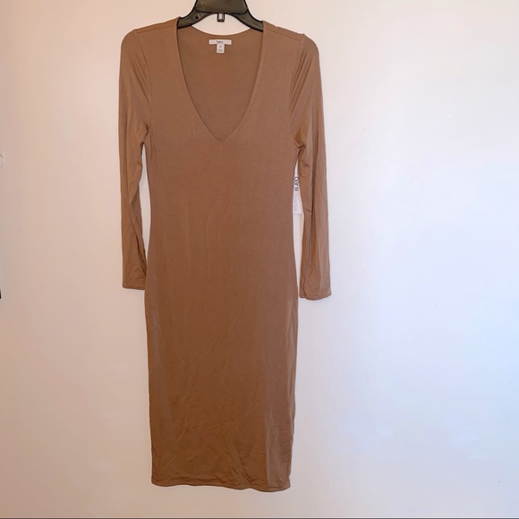 SOLD - Bar III Womens Chocolate Brown Long Sleeve V-Neck Jersey Dress (NWT) LP - Picture 2 of 10
